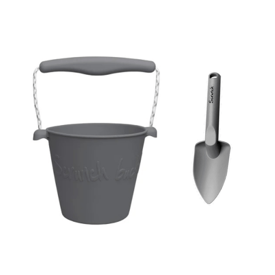 Scrunch Bucket and Spade Set: Cool Grey