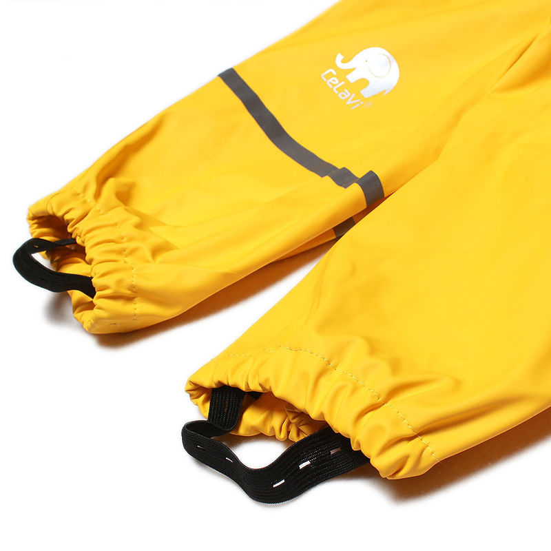 Foot strap and elastic cuff on waterproof rain pants – yellow variant