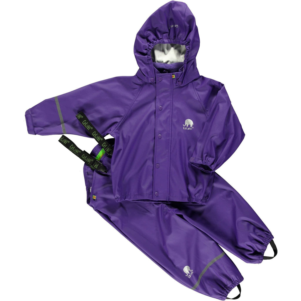 kids’ waterproof rain jacket with hood and pants with elastic cuff and foot straps in purple