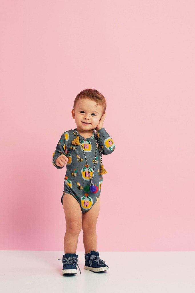 Hi Honey Organic Short Sleeve Baby Body Suit Clothing  at Biddle and Bop