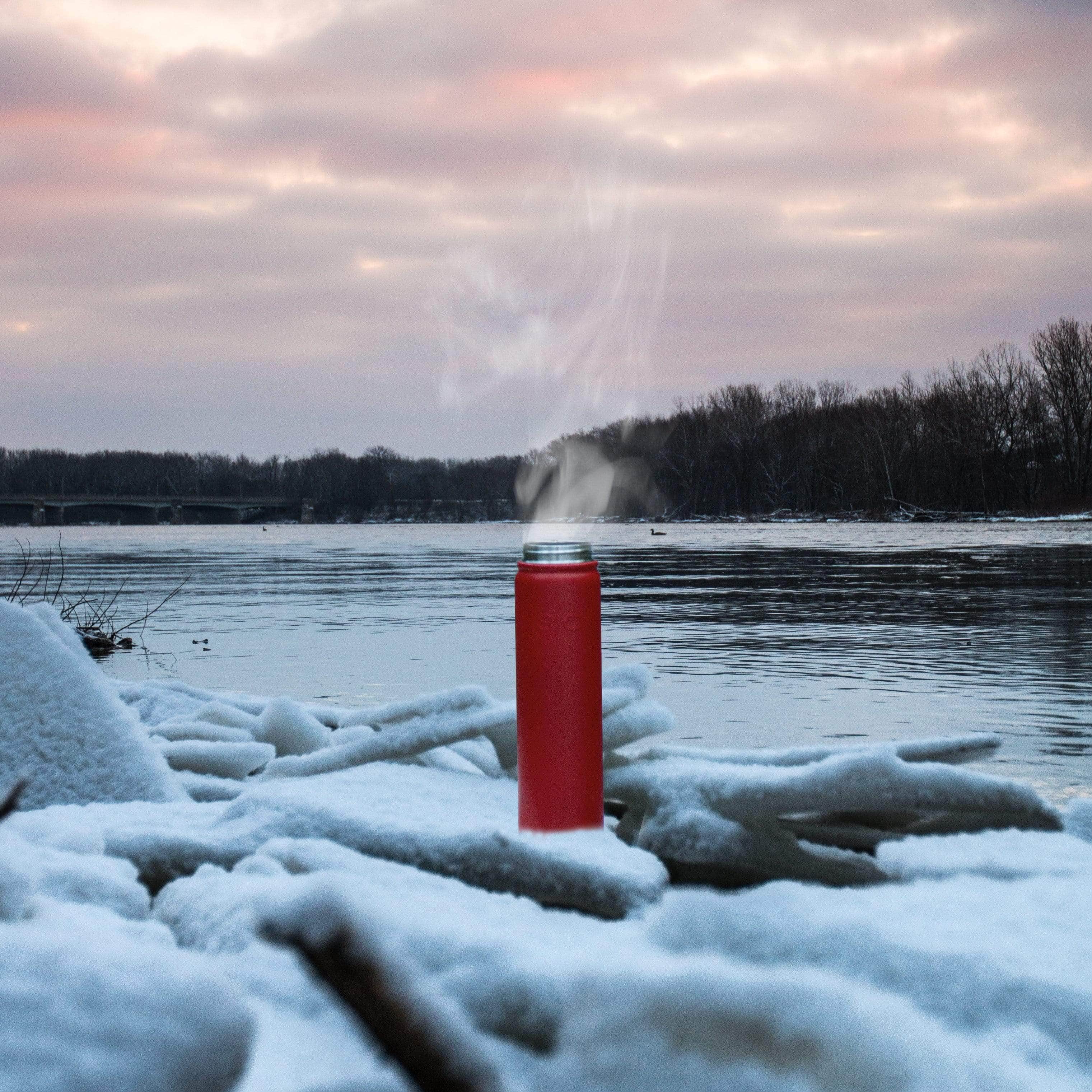 https://www.biddleandbop.com/cdn/shop/products/sic-cups-water-bottles-sic-cups-27-oz-water-bottle-game-day-red--at-biddleandbop--36531364495592.jpg?v=1641388609